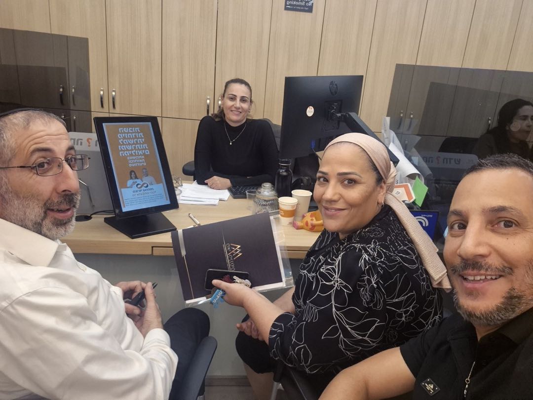 לקוח/ה מרוצה של מאי פיננסים